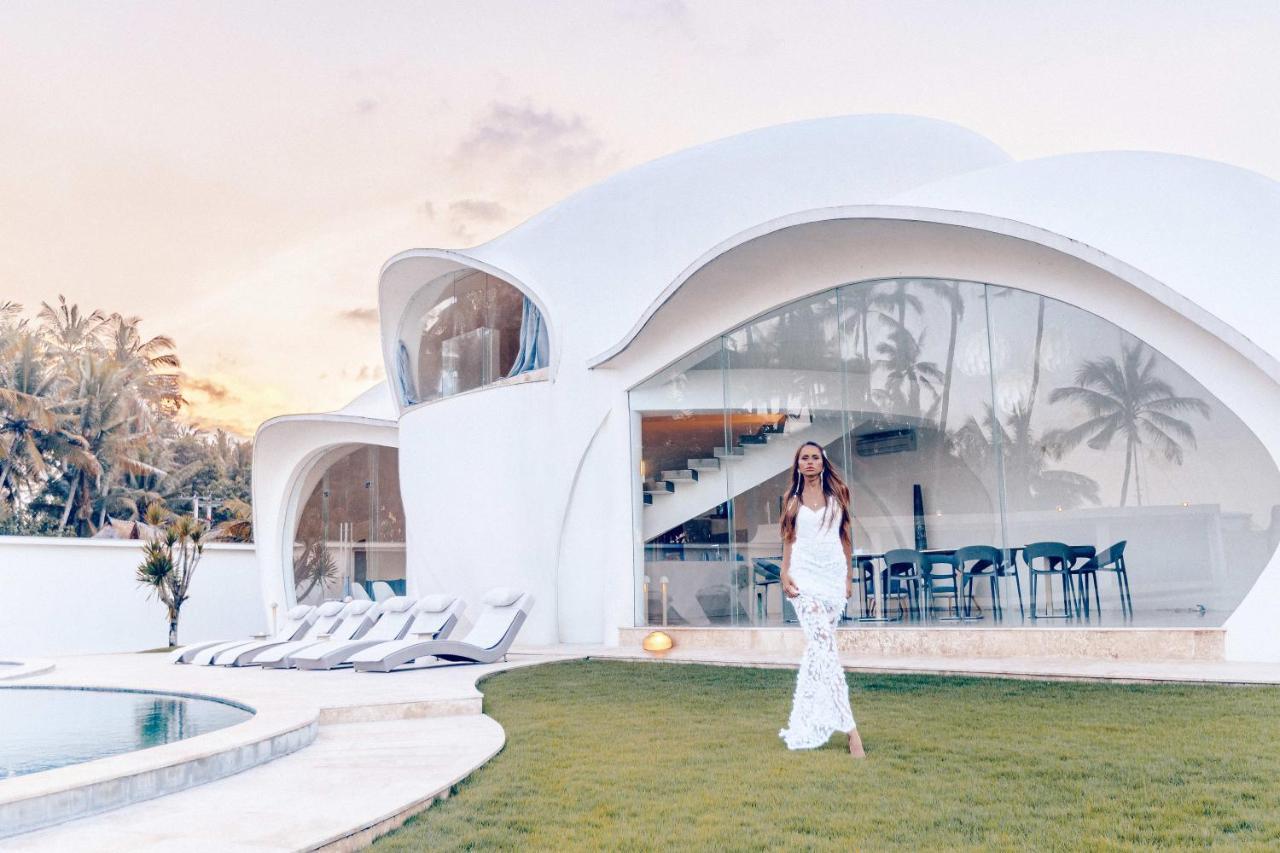 The Cloud Beachfront Villa Tabanan Esterno foto