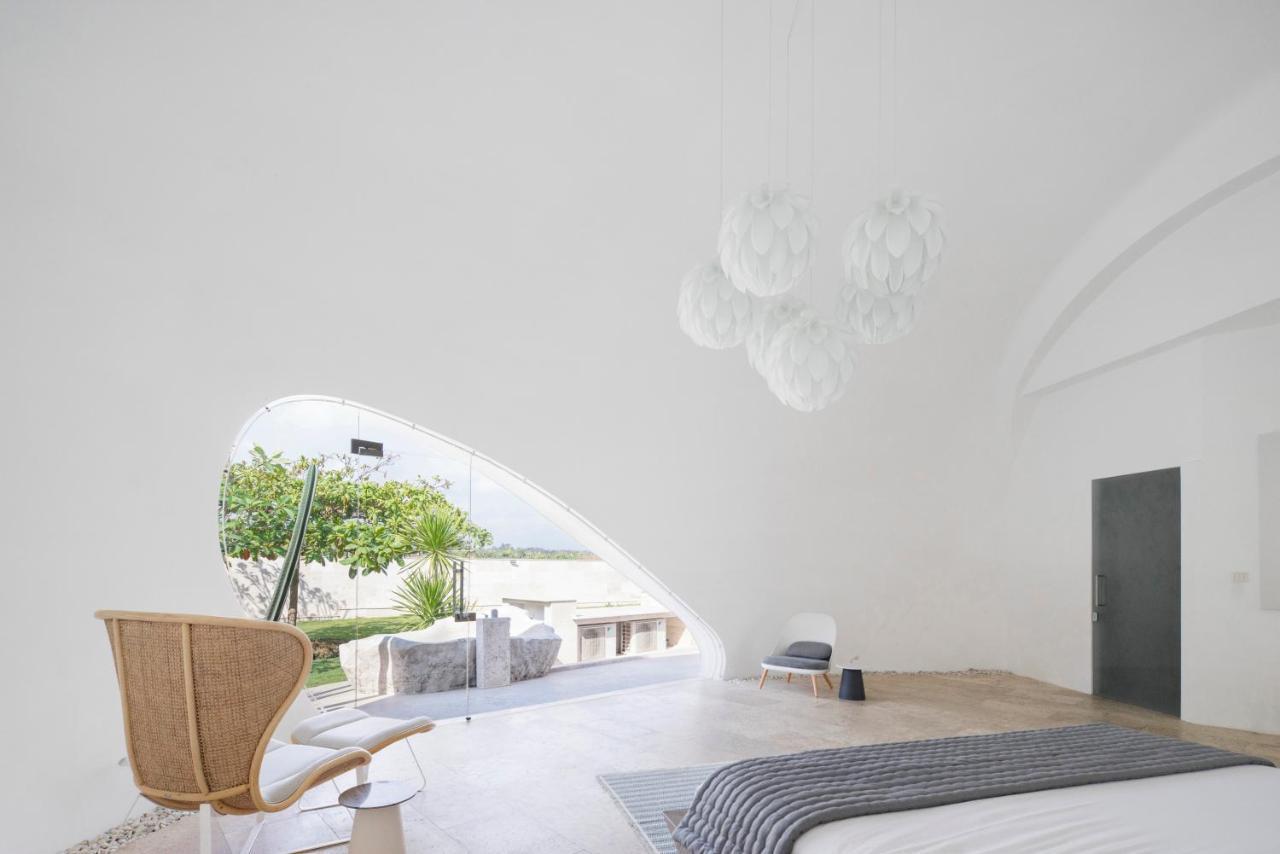 The Cloud Beachfront Villa Tabanan Esterno foto